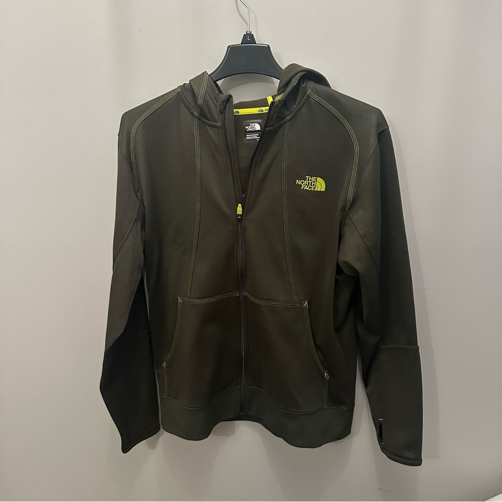 EUC North Face Zip Up Jacket. Men’s Large
